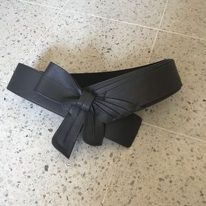 Gray Bow Belt